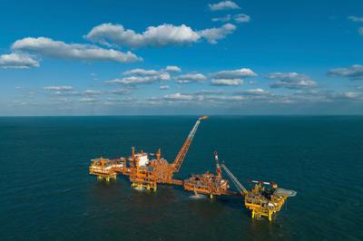 我国渤海首口超环境深井获高产油气流，钻采工程技术服务实现关键突破